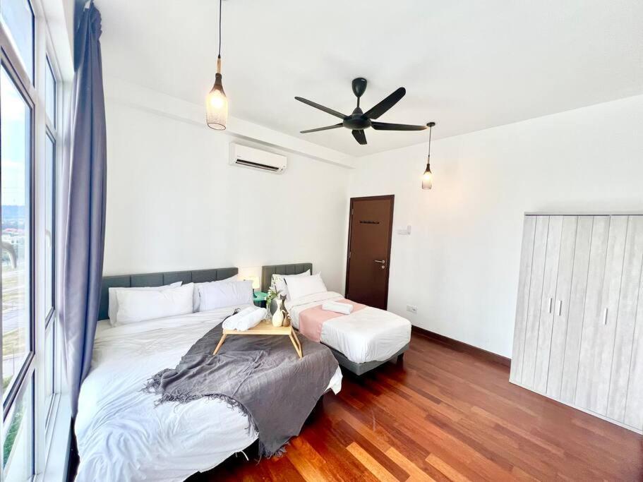 O1 Pavilion 1-10pax Bukit Jalil 3room 5bed Tv&wifi * Kuala Lumpur