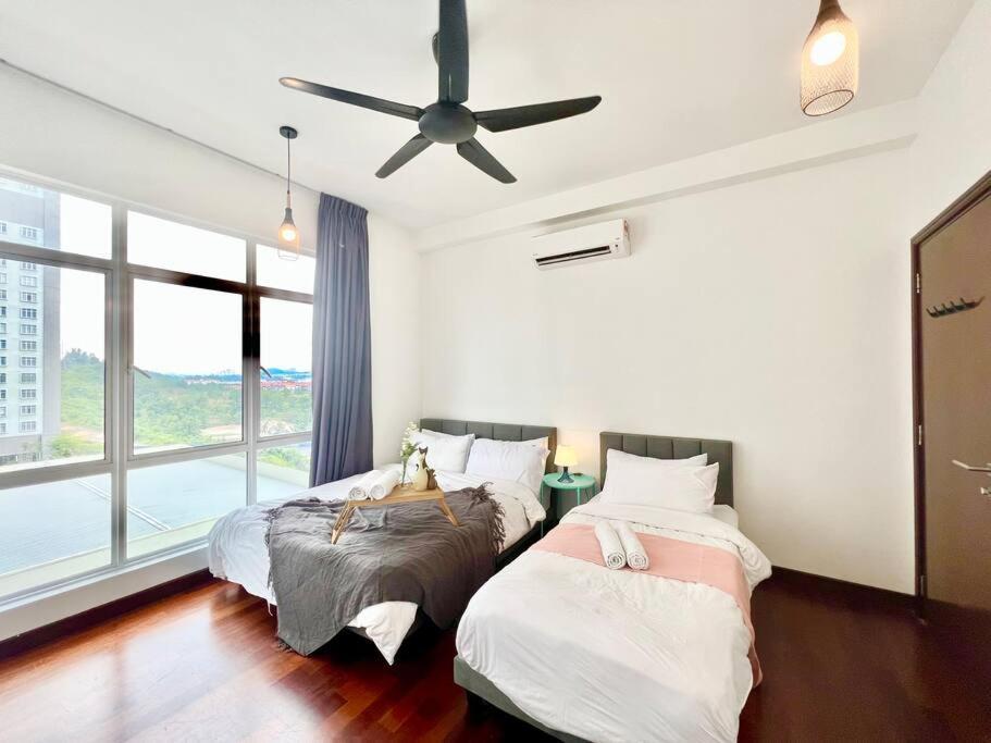 O1 Pavilion 1-10pax Bukit Jalil 3room 5bed Tv&wifi Pangsapuri