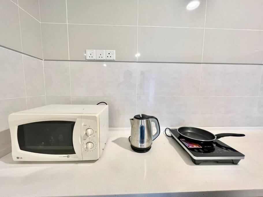 Pangsapuri O1 Pavilion 1-10pax Bukit Jalil 3room 5bed Tv&wifi