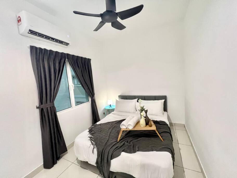 Pangsapuri O1 Pavilion 1-10pax Bukit Jalil 3room 5bed Tv&wifi Kuala Lumpur